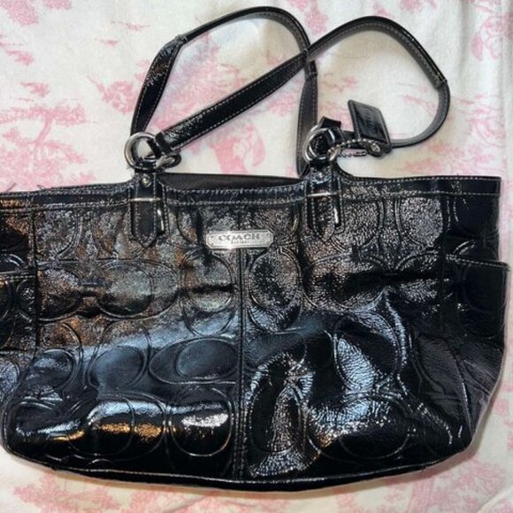 COACH Black Leather Medium Sized Tote Purse - Picture 6 of 13